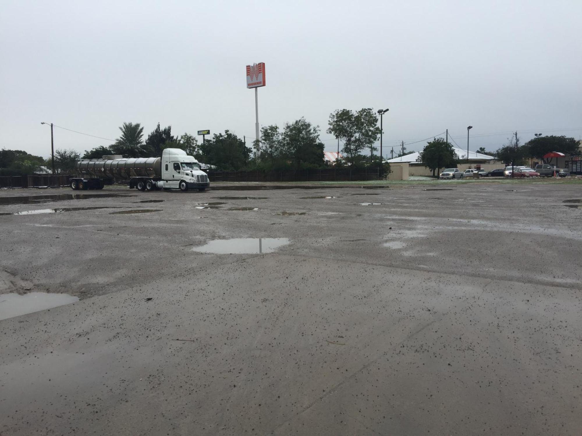 Texas Inn And Suites City Center At University Dr. Edinburg Esterno foto